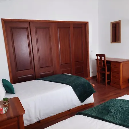 Casa de hóspedes Alojamentos A Buraca São Roque do Pico