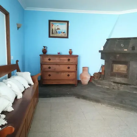 Guest house Alojamentos A Buraca