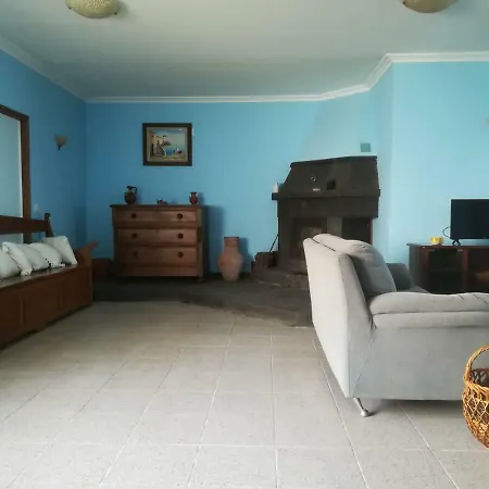 Alojamentos A Buraca São Roque do Pico