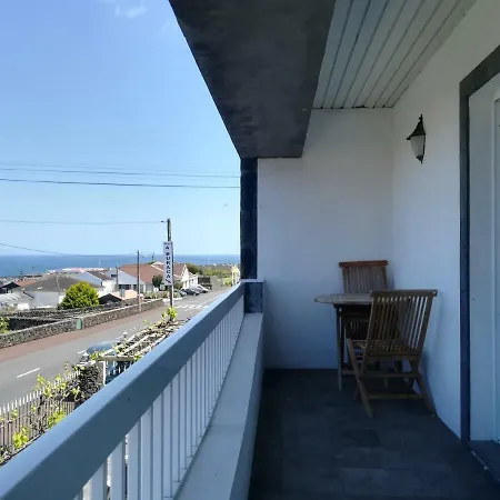 Alojamentos A Buraca Gæstehus *