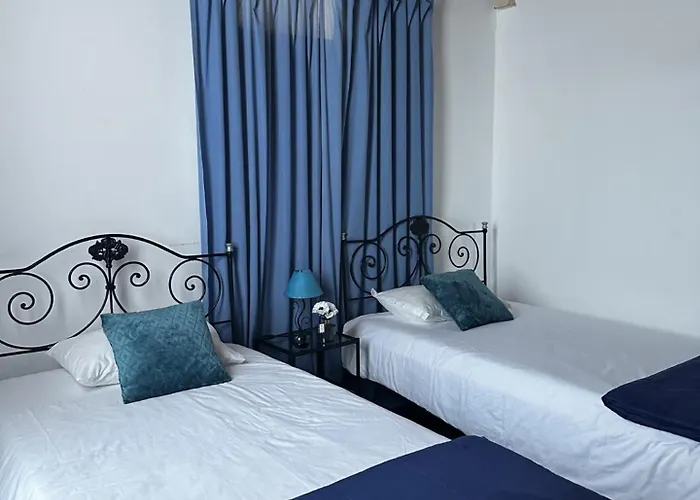 Alojamentos A Buraca * São Roque do Pico