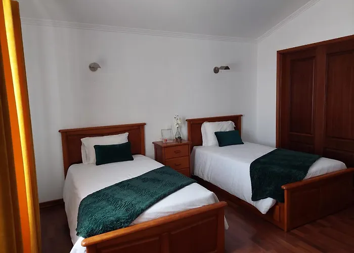 Alojamentos A Buraca * São Roque do Pico